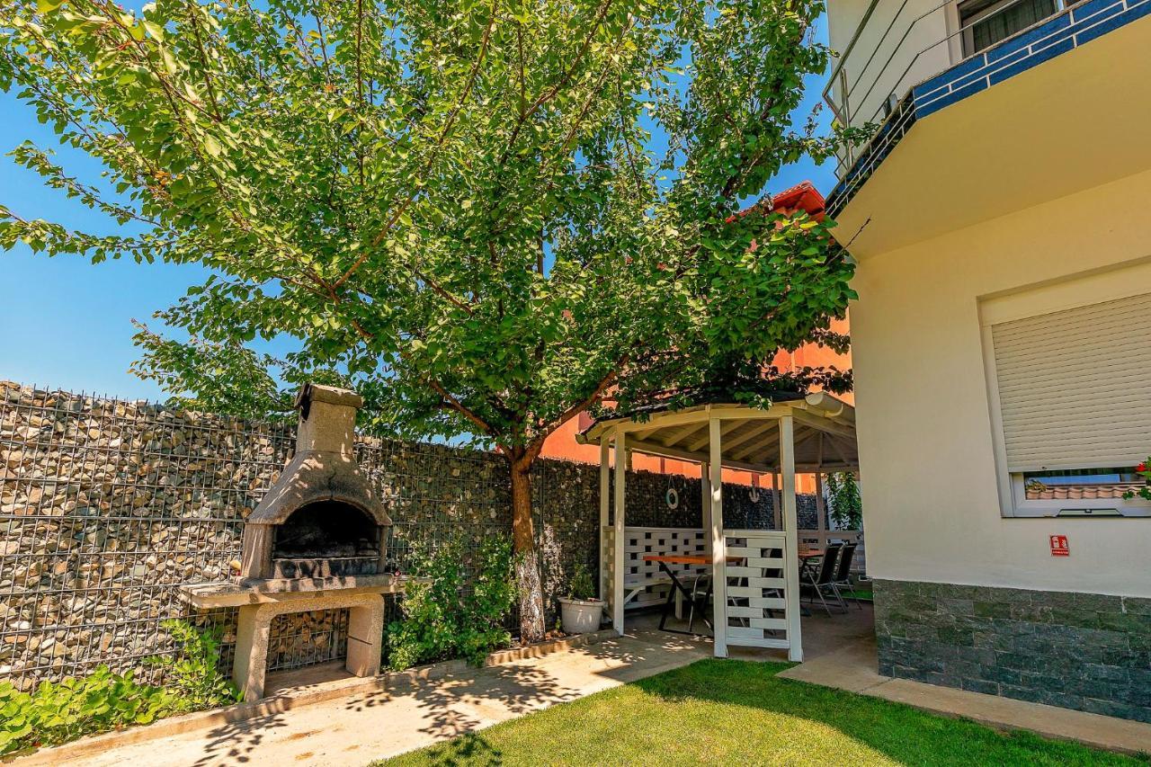 Vila Mosel Două Mai Extérieur photo