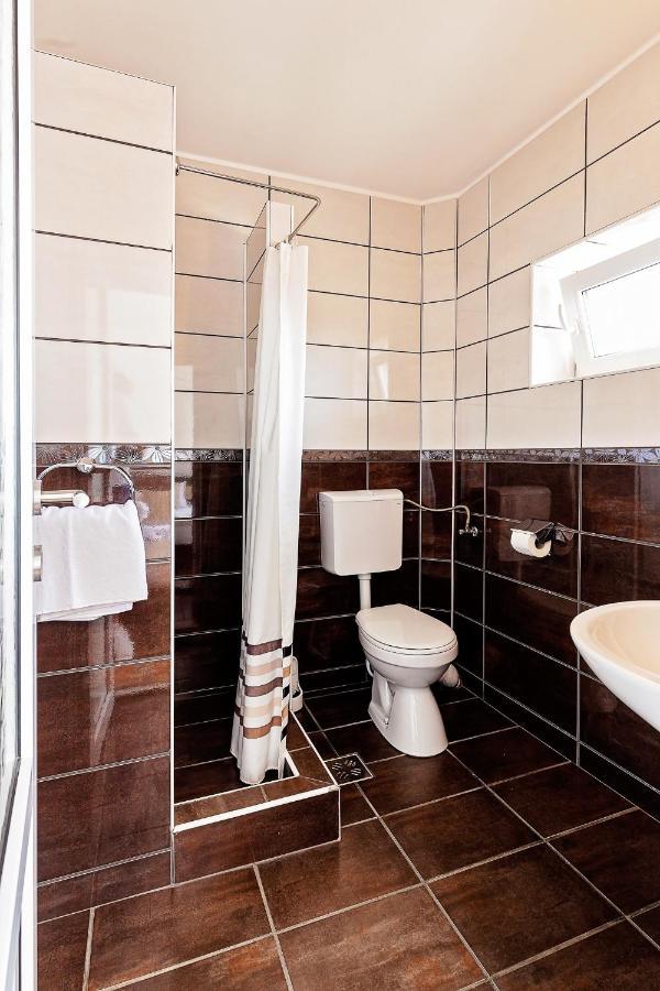 Vila Mosel Două Mai Extérieur photo