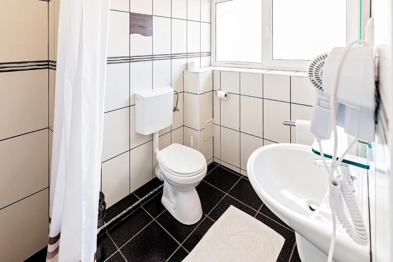 Vila Mosel Două Mai Extérieur photo