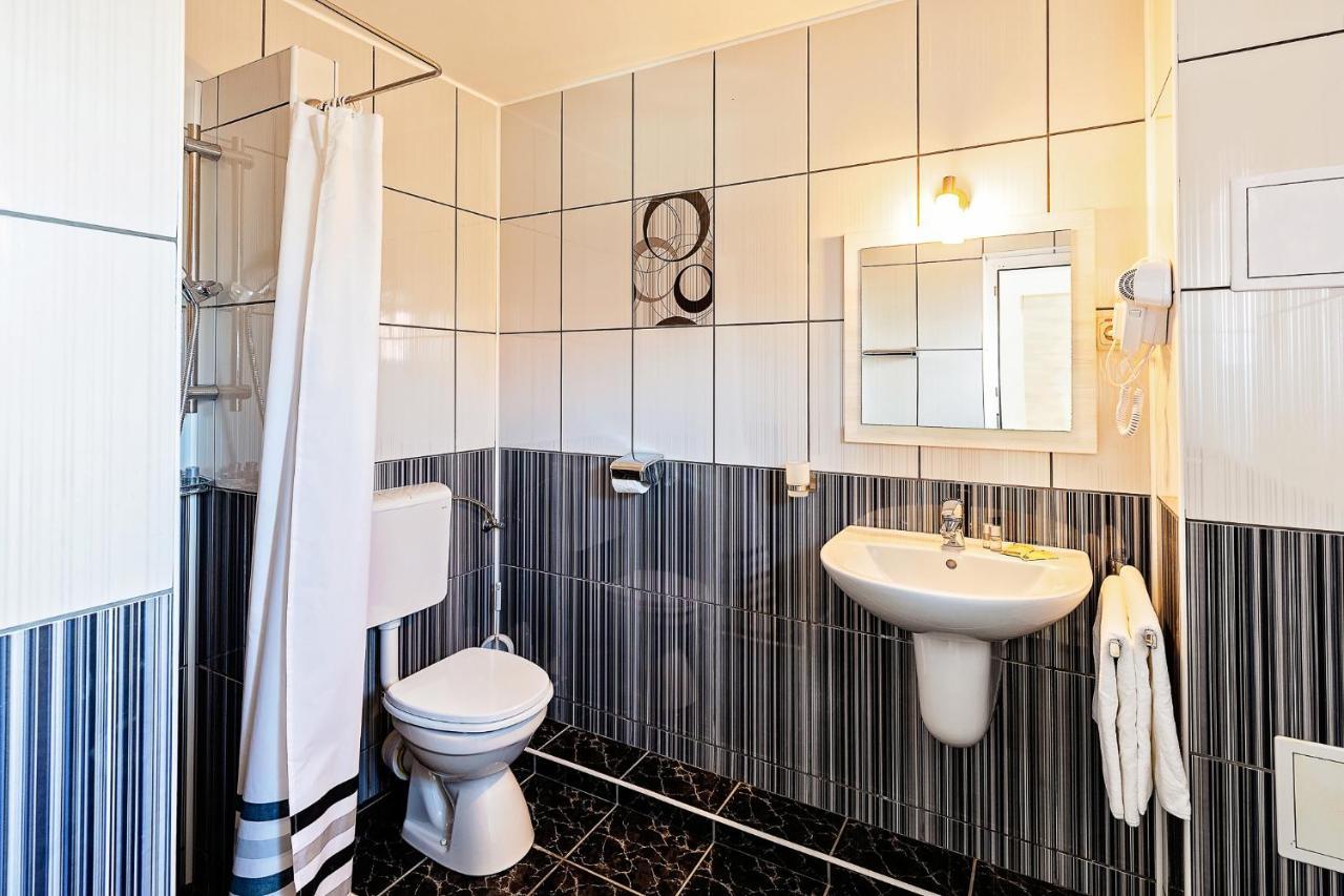 Vila Mosel Două Mai Extérieur photo